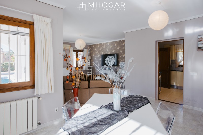 Calpe-Villa bonita en venta